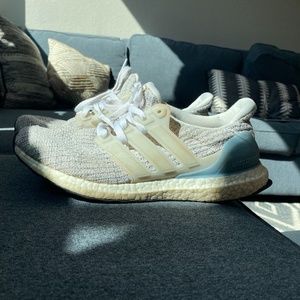 COPY - Grey Adidas Ultra Boosts